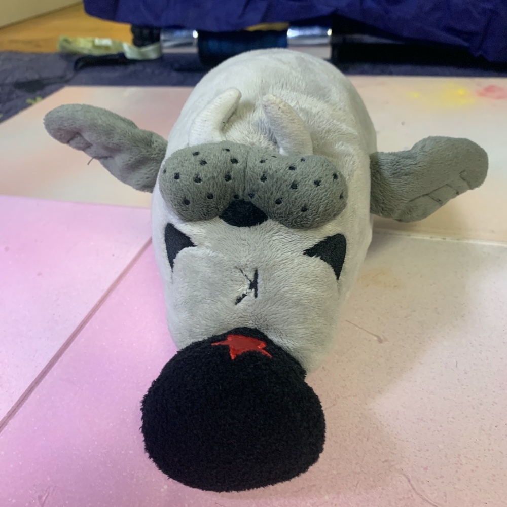 kid robot   VASILY THE GRUMPIEST WALRUS PLUSH